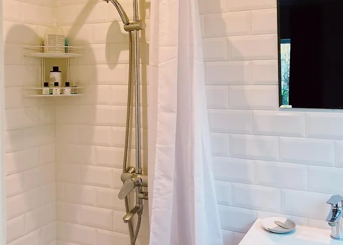 Flat In Telliskivi Area 塔林